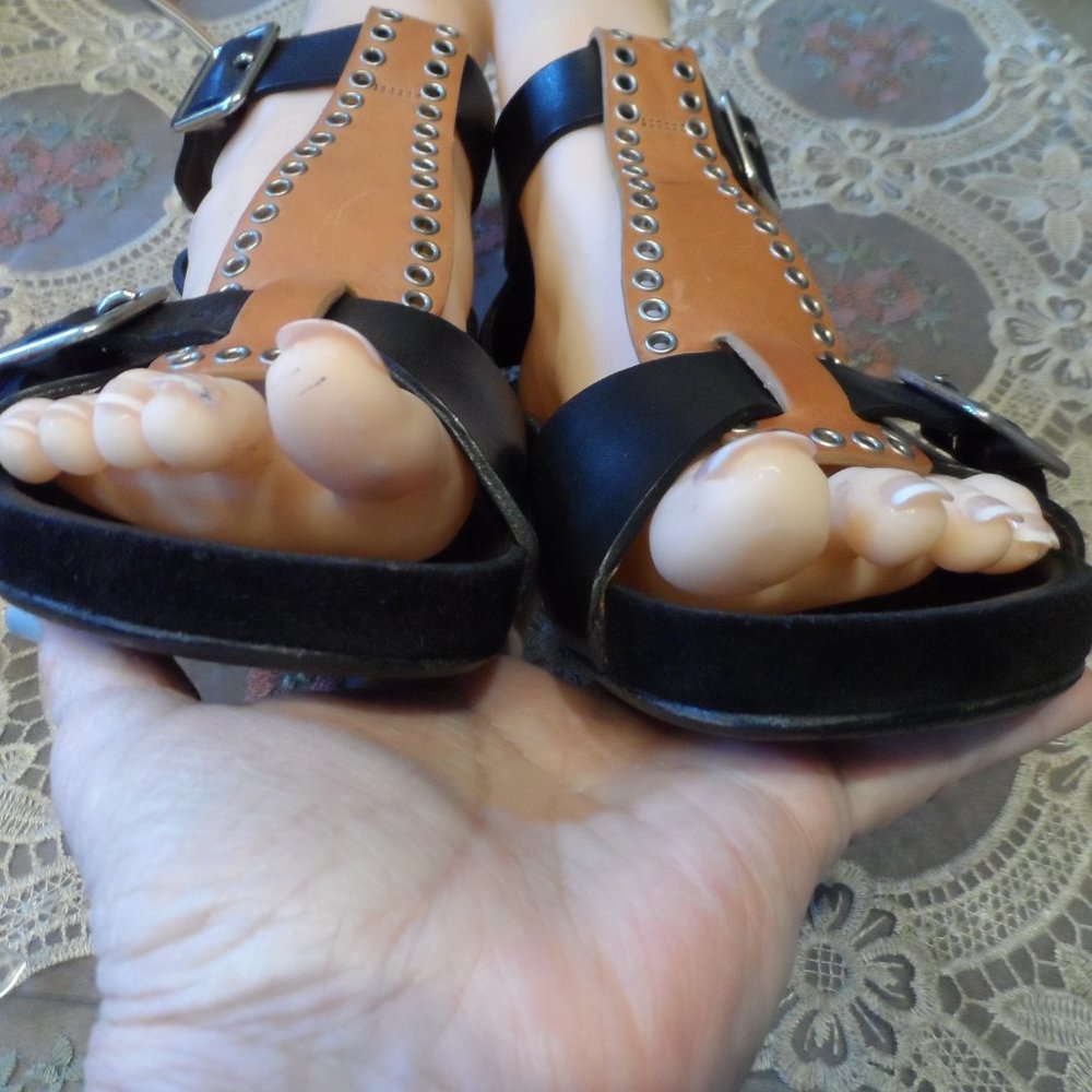 Isabel Marant Black/Beige "Layne" Studded Leather Sandals Size EU 36 - US 6 - Picture 13 of 16